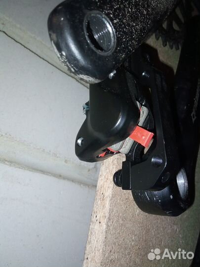 Shimano MT200 задний