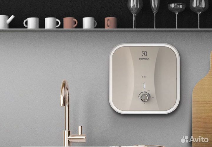 Водонагреватель Electrolux EWH 10 Q-bic U