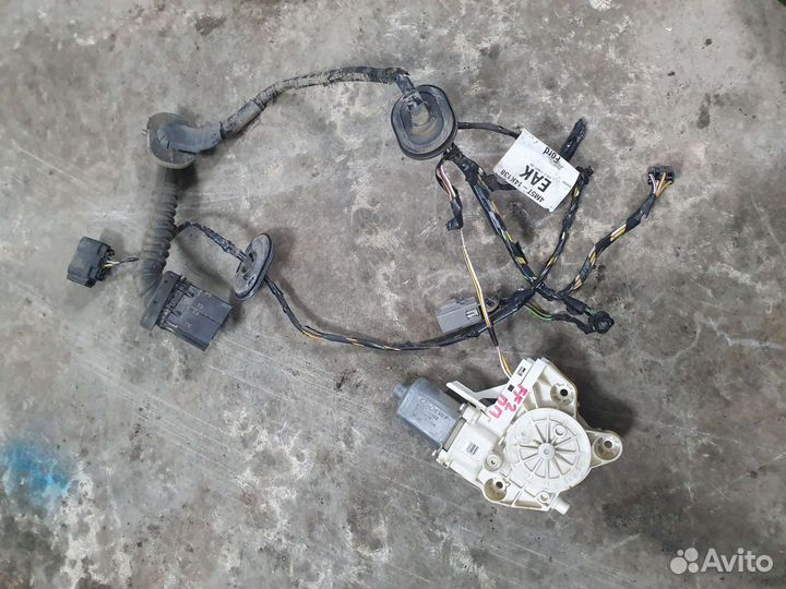 Мотор стеклоподъемника Ford focus 2 перед правый