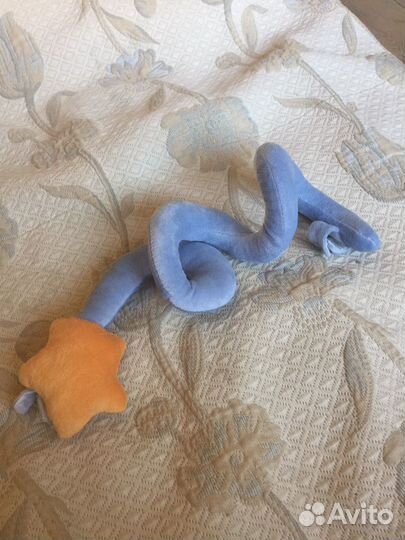 Коврик, погремушки,кубики,конструктор,пирамида