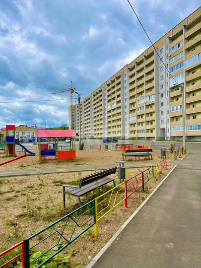 2-к. квартира, 70 м², 1/10 эт.