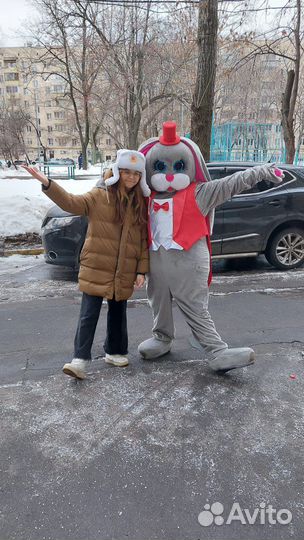 Ростовая кукла Зайка экспресс поздравление