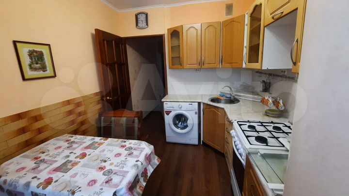 2-к. квартира, 51 м², 2/5 эт.