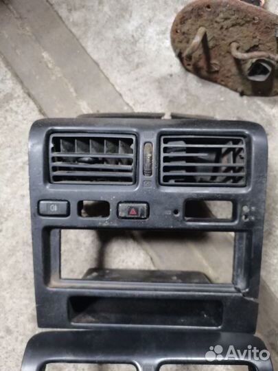 Центральная консоль toyota carina e