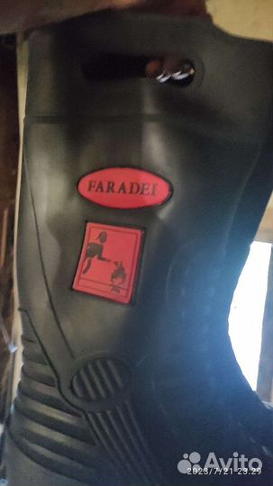 Резиновые сапоги Faradei