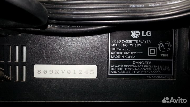 Пишущий видеоплеер LG W131W, видокассеты