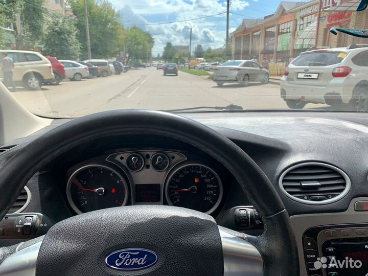 Ford Focus 1.6 МТ, 2011, 147 000 км