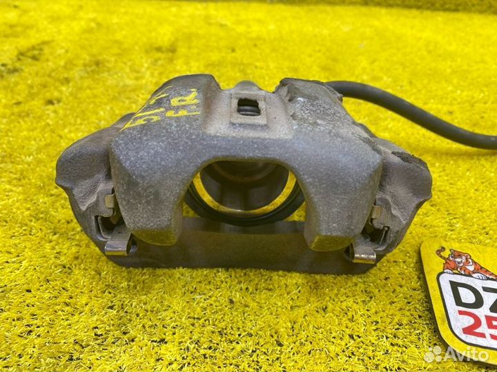 Суппорт передний правый Suzuki Jimny Wide/Jimny 145591