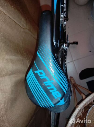 Шоссейный велосипед Pinarello Paris