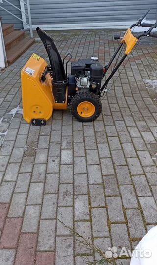 Снегоуборщик бензиновый самоходный бу