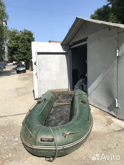 Надувная лодка