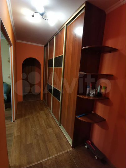 4-к. квартира, 79 м², 2/9 эт.