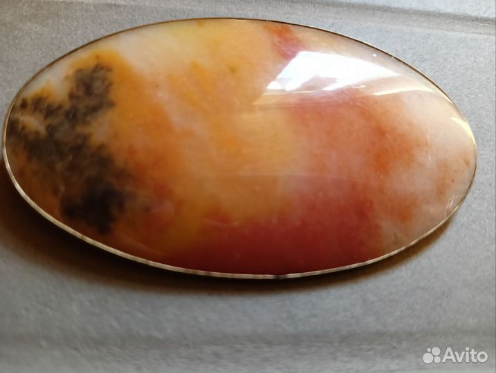 Брошь с агатом