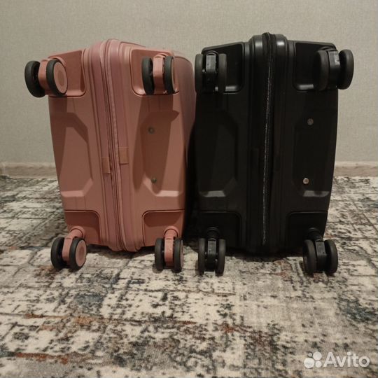 Чемодан на колесах
