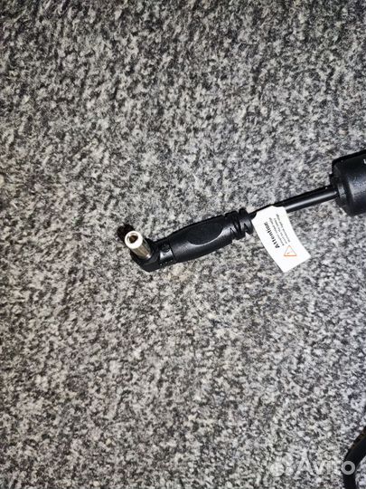 Блок питания NB V90 (19v.4.7a.90w)