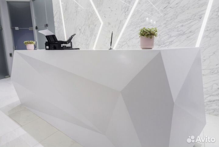 Ресепшн для бара из искусственного камня