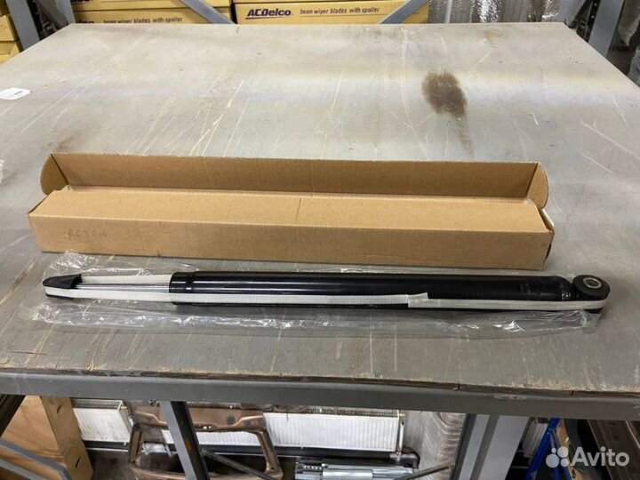 Амортизатор задний Ford C-Max новый оригинал