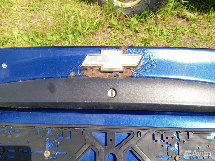 Крышка багажника на chevrolet lanos