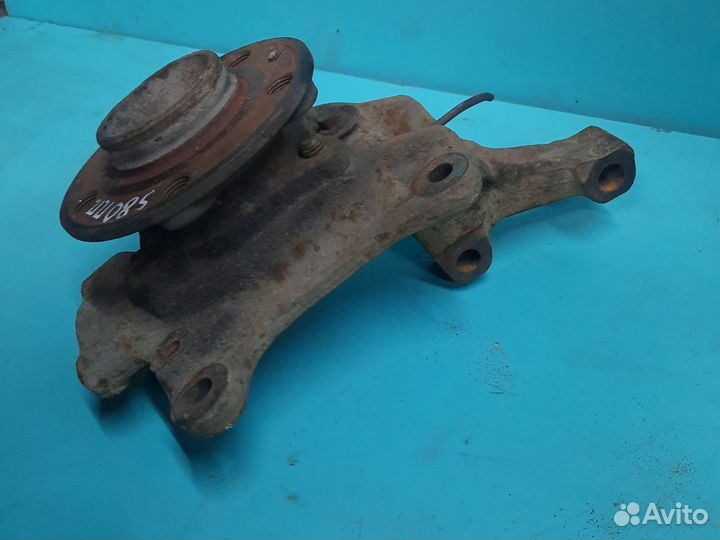 Поворотный кулак Volvo s80