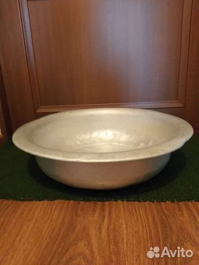 Кастрюли больш.Чашки.Бидоны.всё алюминий.б/у