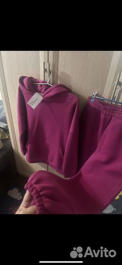 Спортивный костюм женский