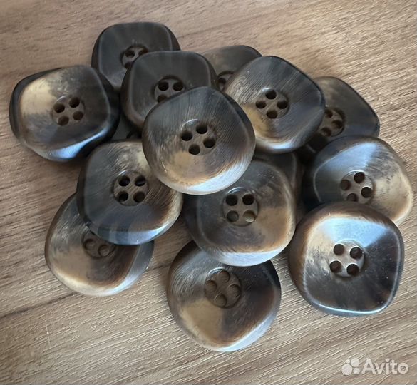 Пуговицы