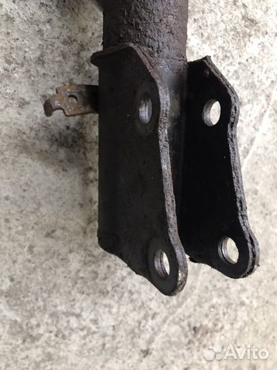 Стойка передняя правая Renault Kangoo 2 (2204)