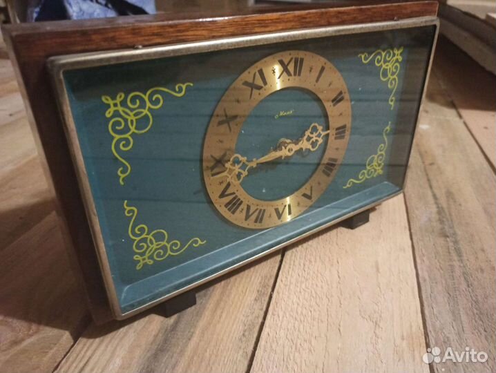 Настольные часы маяк