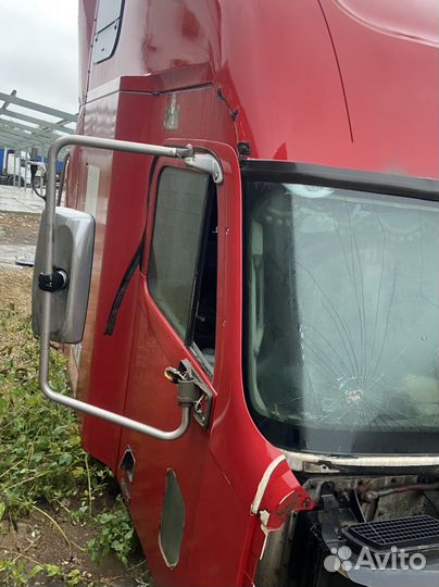 Фредлайнер Запчасти