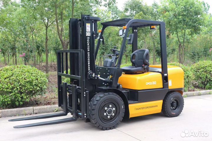 Водитель вилочного автопогрузчика