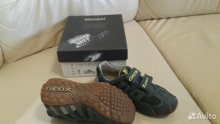 Кроссовки Geox