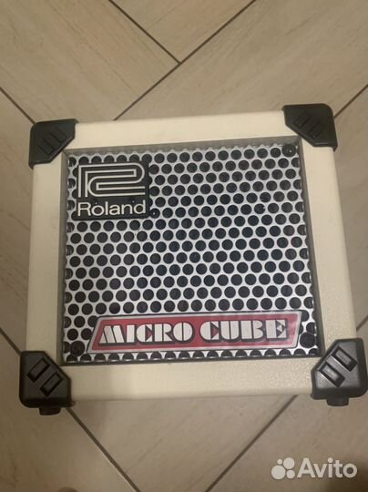 Гитарный комбик roland micro cube