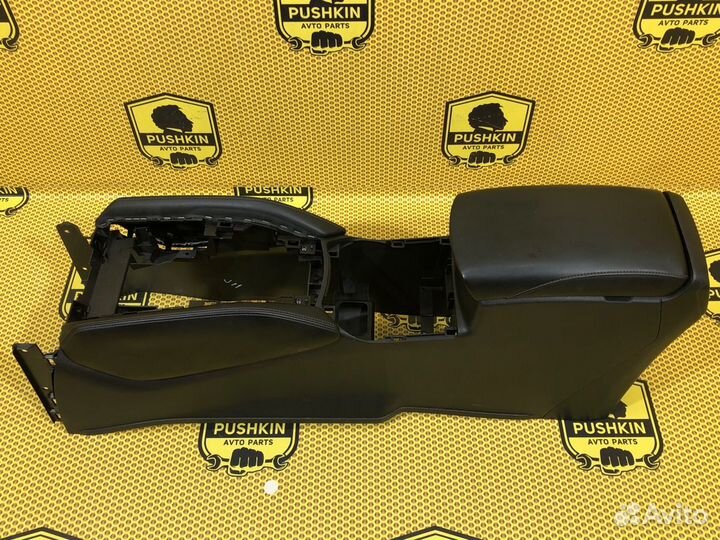 Консоль Nissan Qashqai