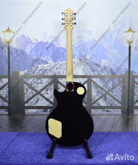 Электрогитара Les Paul (новая) + аксессуары