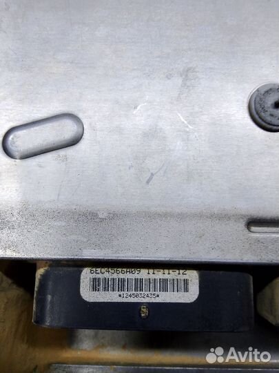 Блок управления двигателем (ECM) 4921411Cummins