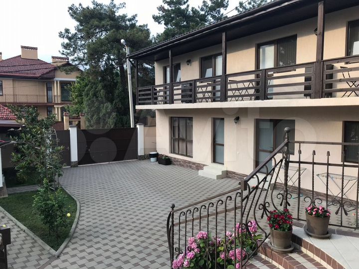 Комната 40 м², 1/2 эт.
