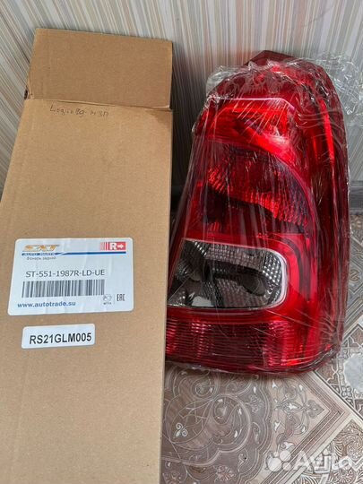 Задний фонарь renault logan