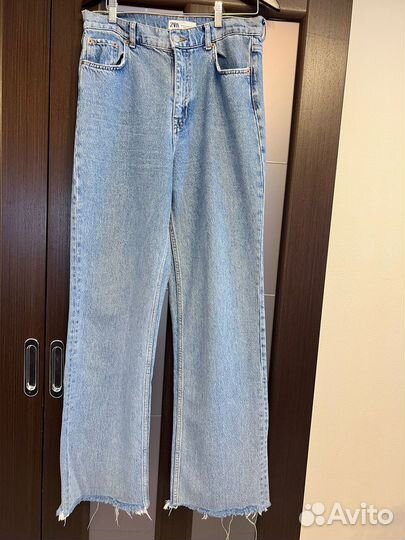 Джинсы Zara