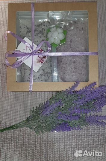 Подарочный набор для женщин на 8 марта