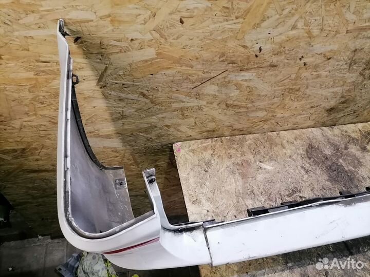 Бампер задний Mercedes Benz V639