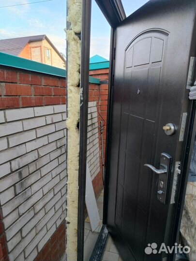 Входная стальная дверь и межкомнатные