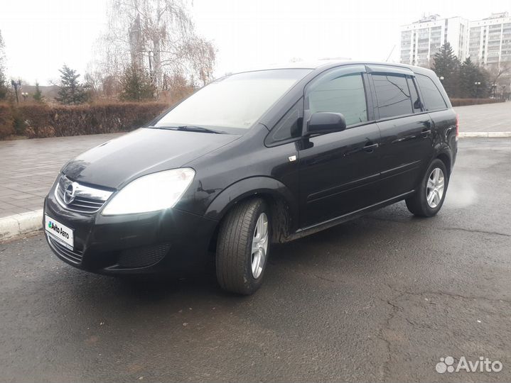 Opel Zafira 1.8 МТ, 2010, 250 000 км