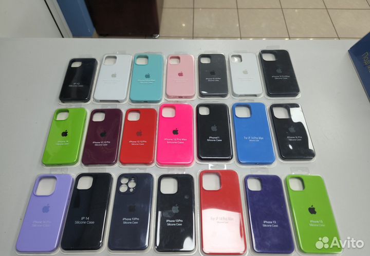 Новые софт тач / soft touch чехлы на iPhone