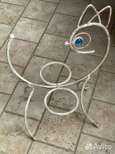 Подставка для цветов напольная металлическая