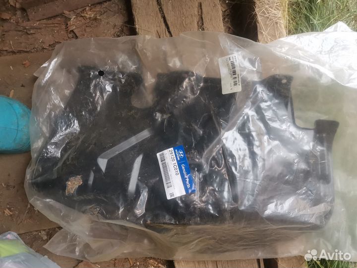 Защита моторного отсека, правая