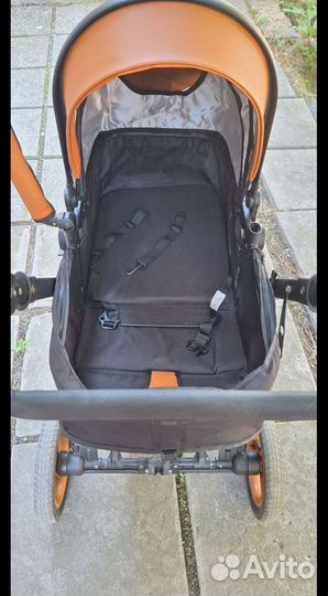 Коляска 3 в 1 с автолюлькой