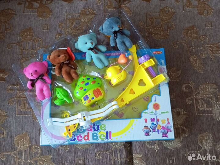 Мобиль на кроватку новый