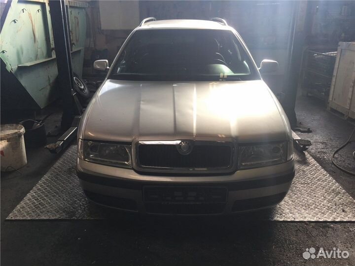 Разбор на запчасти Skoda Octavia Tour 2000-2010