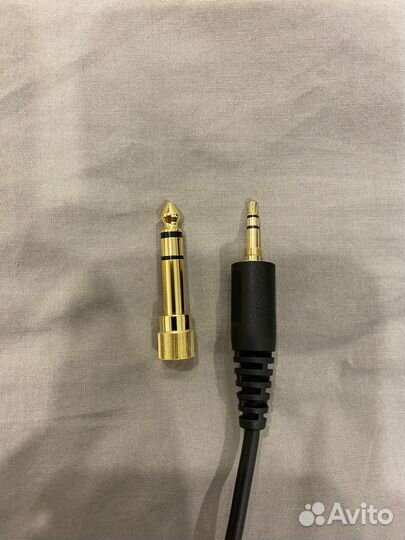 Beyerdynamic DT 990 PRO / 250 ohm