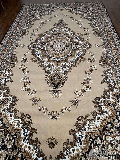 Ковер шерстяной